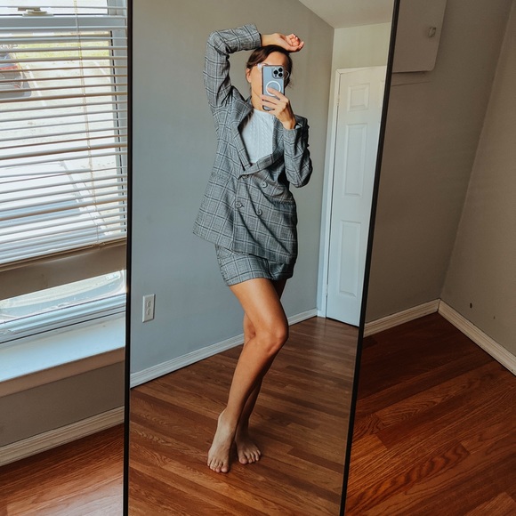 Suit, jacket and skirt, Grey Checkered Suit, size S - Picture 7 of 9